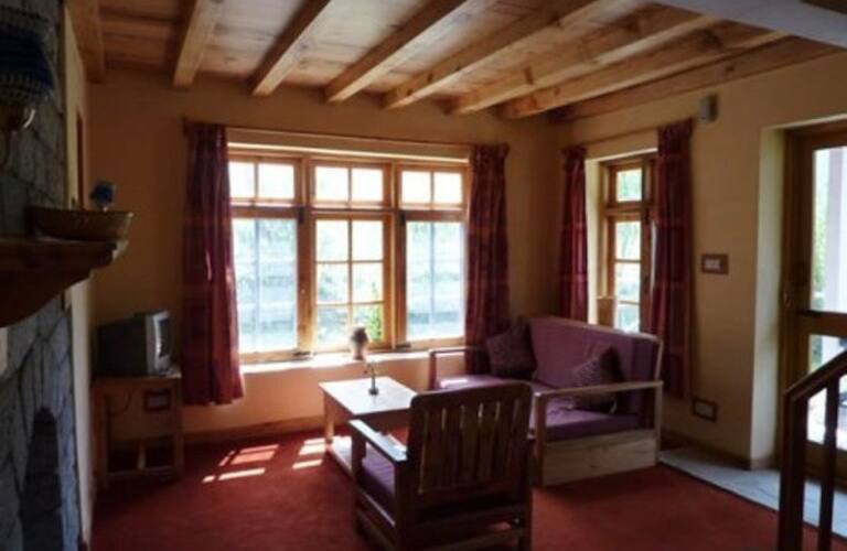 Strawberry Garden cottages, Manali 4
